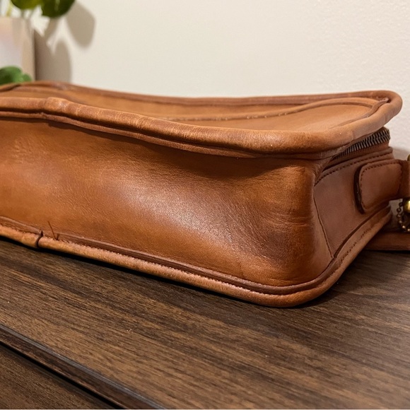 Vintage Coach multi zip swagger bag 9974 - Picture 9 of 14